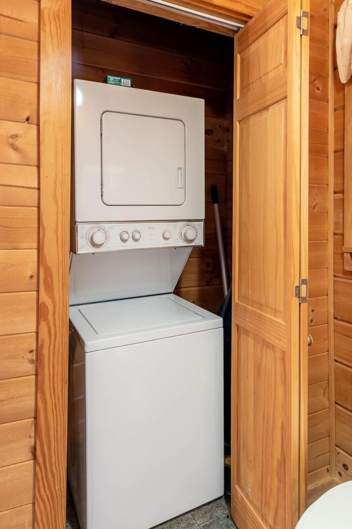 Nice View Fireplace, Hot Tub, Porch Bed, Private Sevierville Bagian luar foto