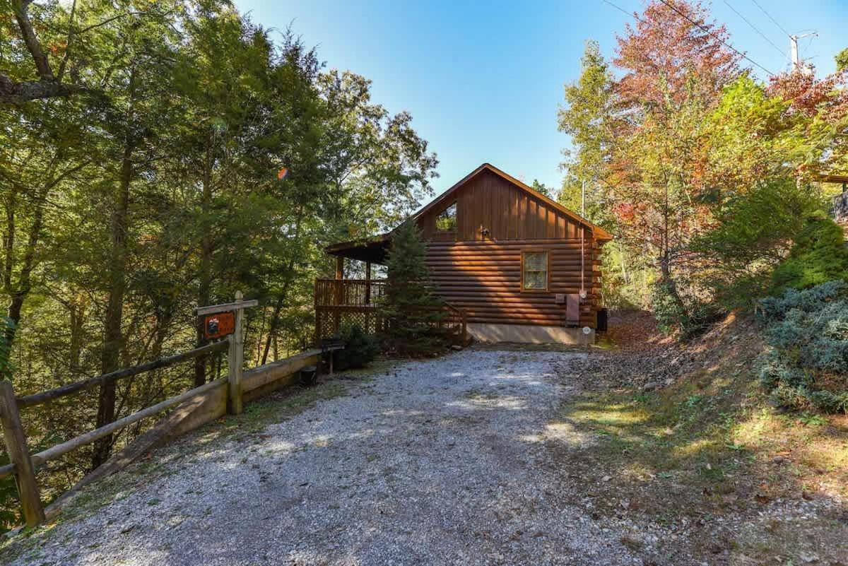 Nice View Fireplace, Hot Tub, Porch Bed, Private Sevierville Bagian luar foto